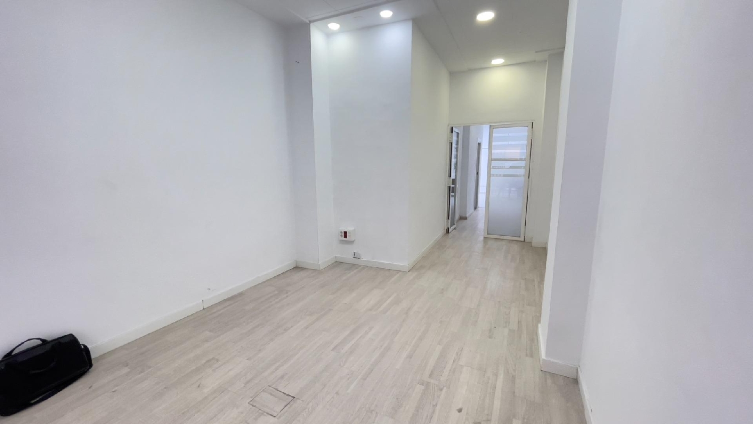 till salu lokal Extramurs La Petxina Valencia 2