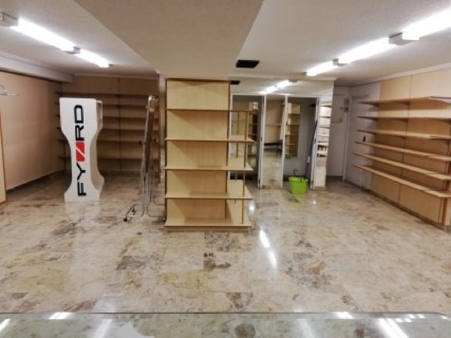 till salu lokal Fondó Vinalopó Mitjà 8
