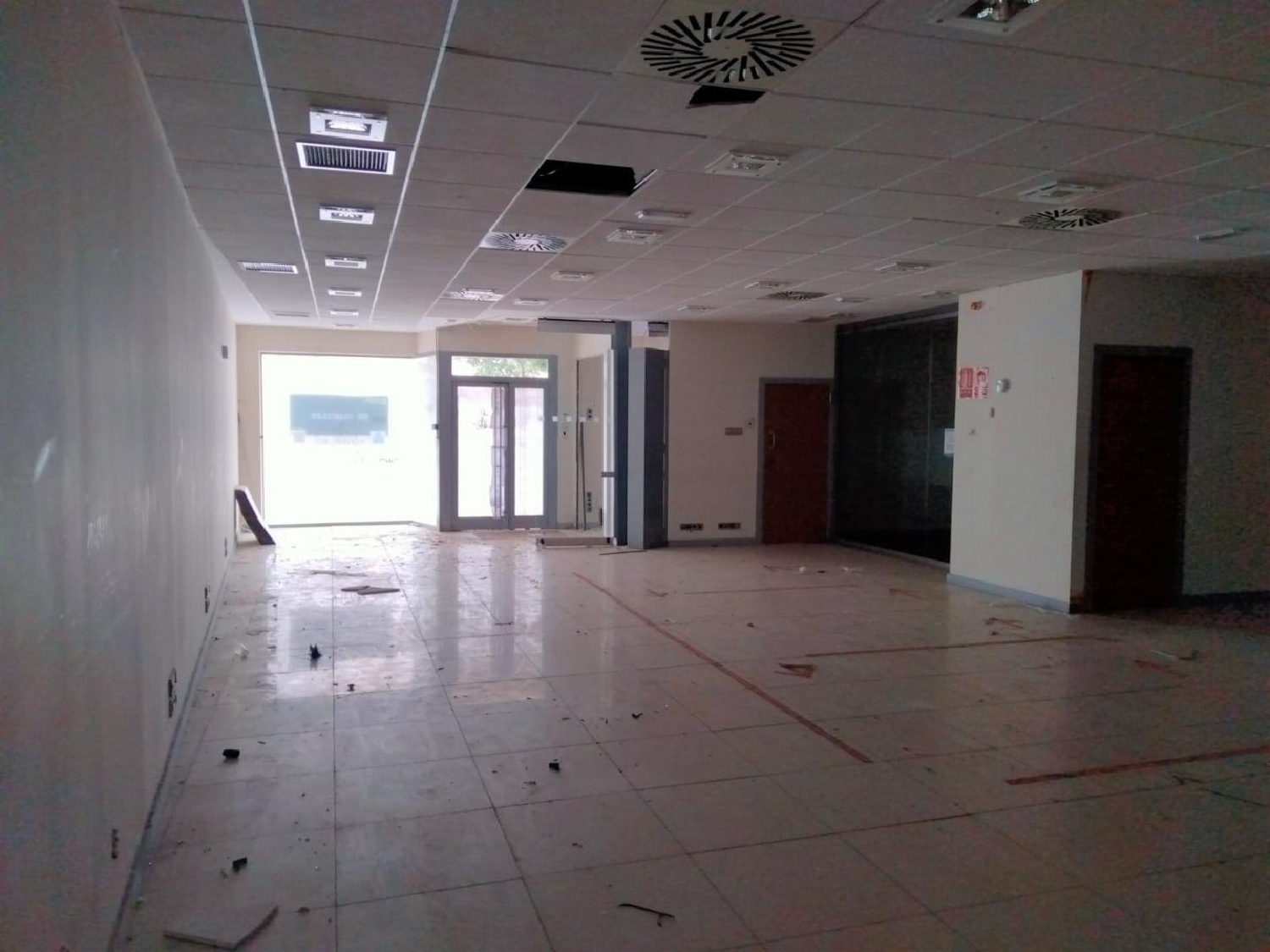 till salu lokal Fuenlabrada 28944 Sur 2