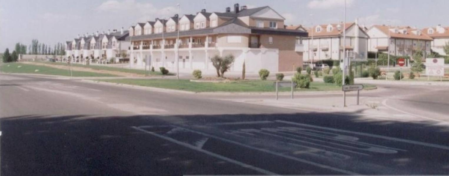 till salu lokal Fuente Serrana Armuña (La) 2