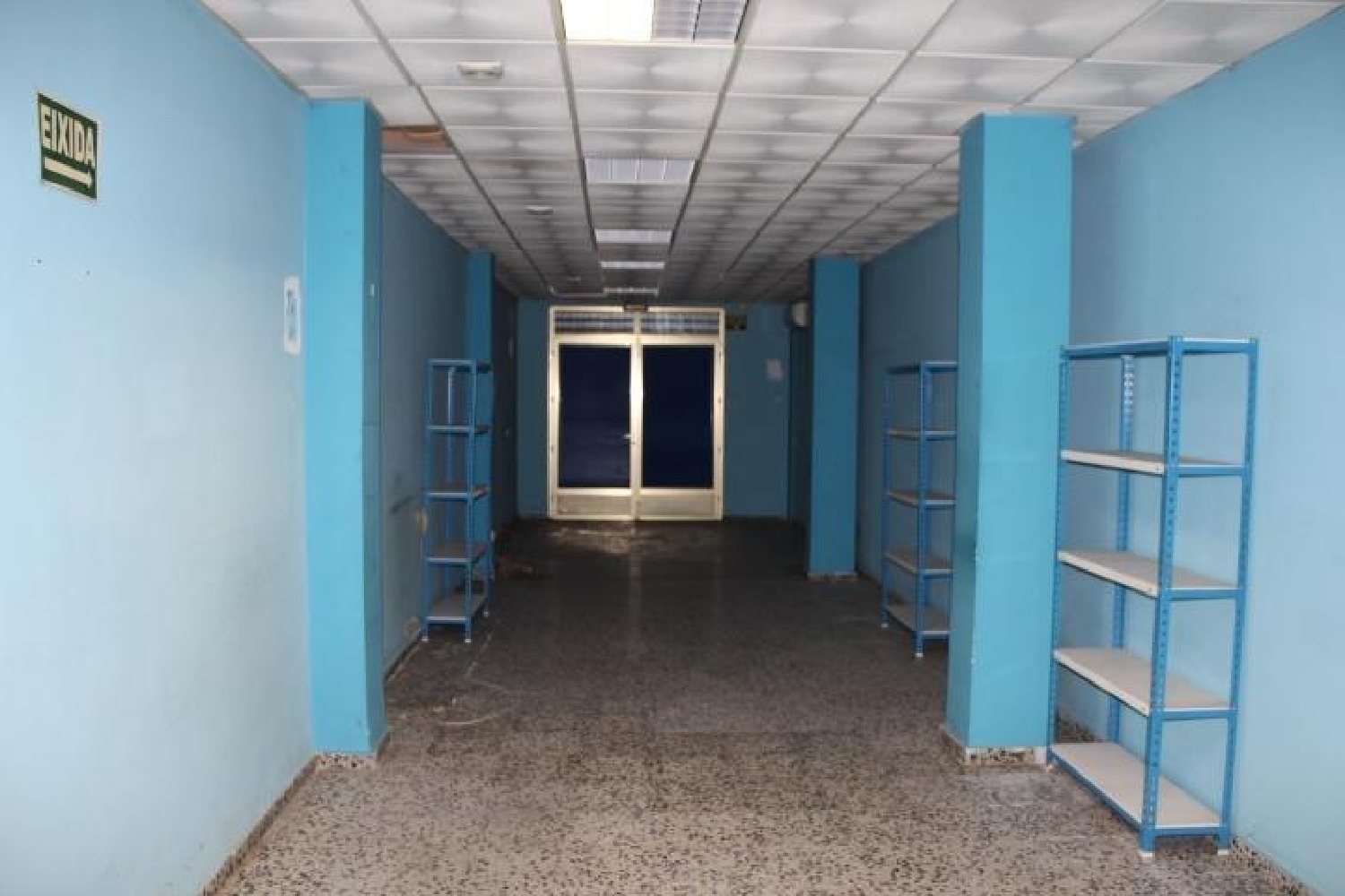 à vendre local commercial Monte Rey Safor 8
