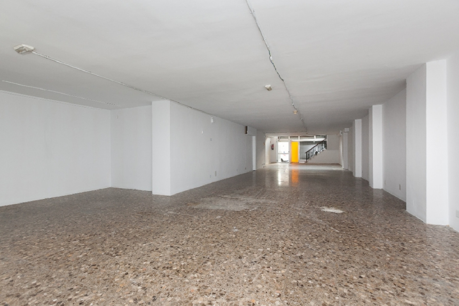  till salu lokal Gavà Baix Llobregat 1