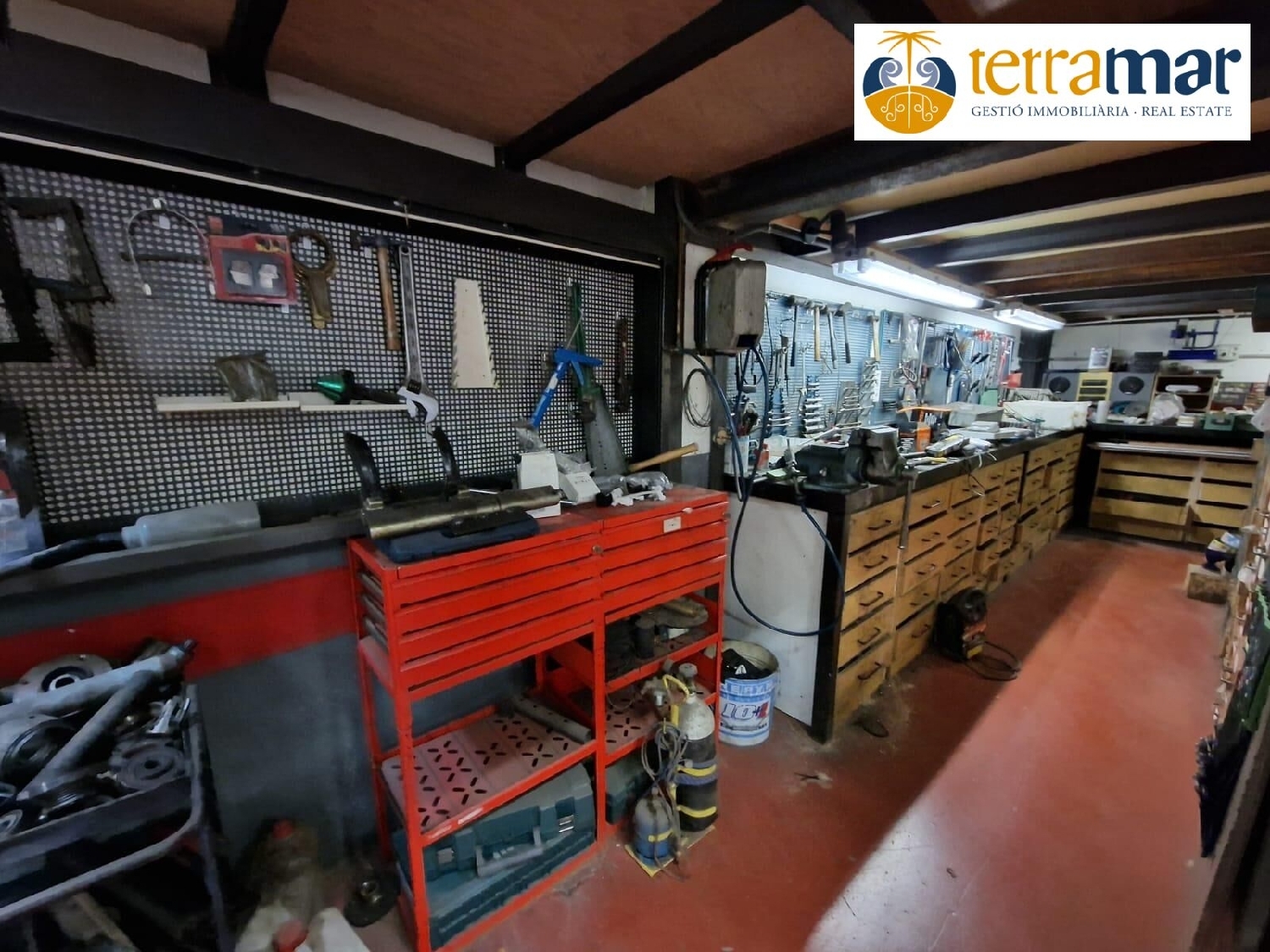 till salu lokal Gavà Baix Llobregat 3