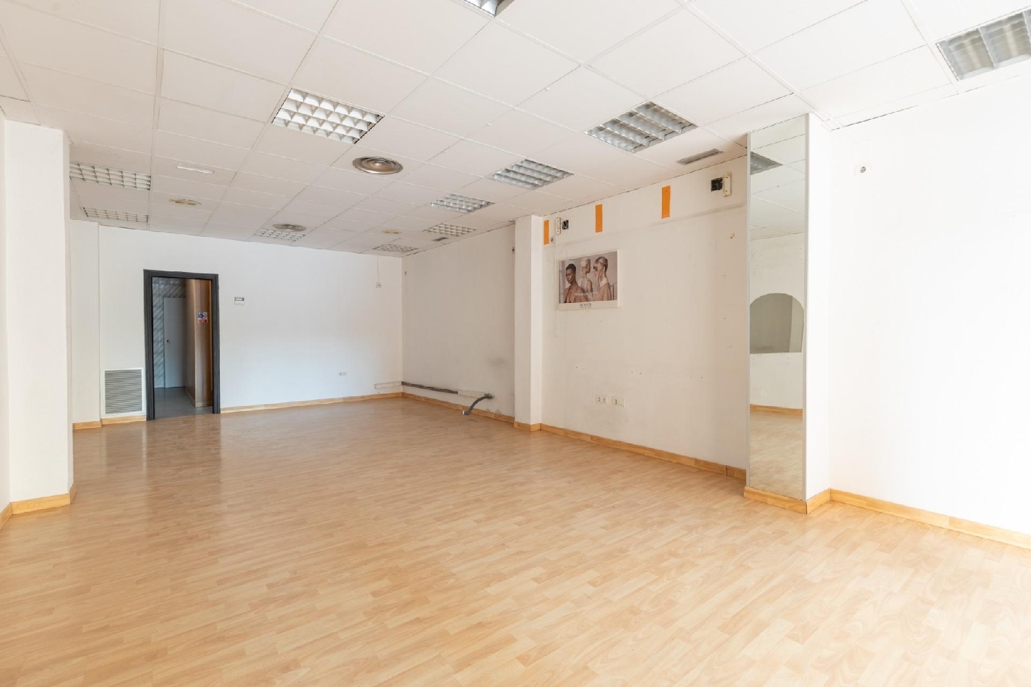  till salu lokal Genil Vega De Granada 5