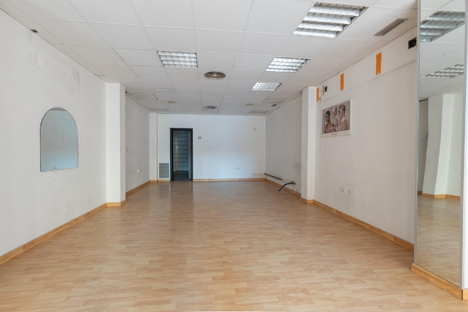  till salu lokal Genil Vega De Granada 8