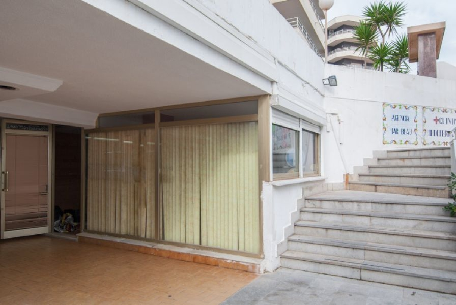 till salu lokal Grau I Platja Safor 2