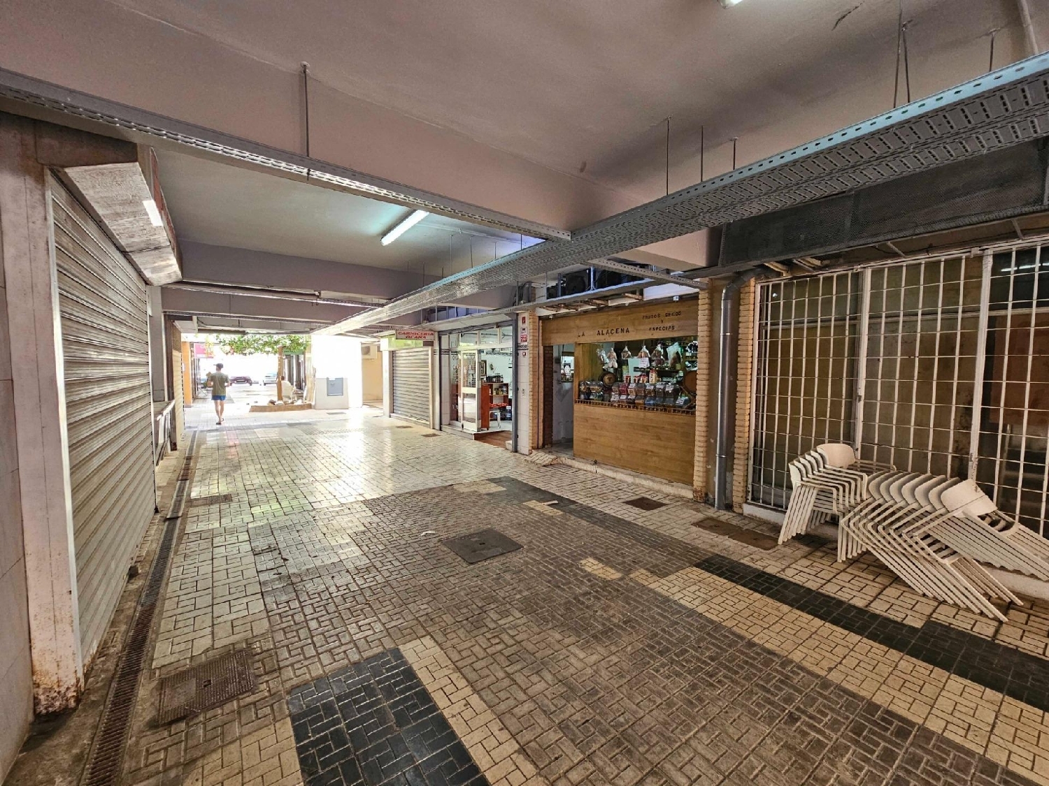 till salu lokal Guadalmar-San Julián Málaga-Costa Del Sol 3