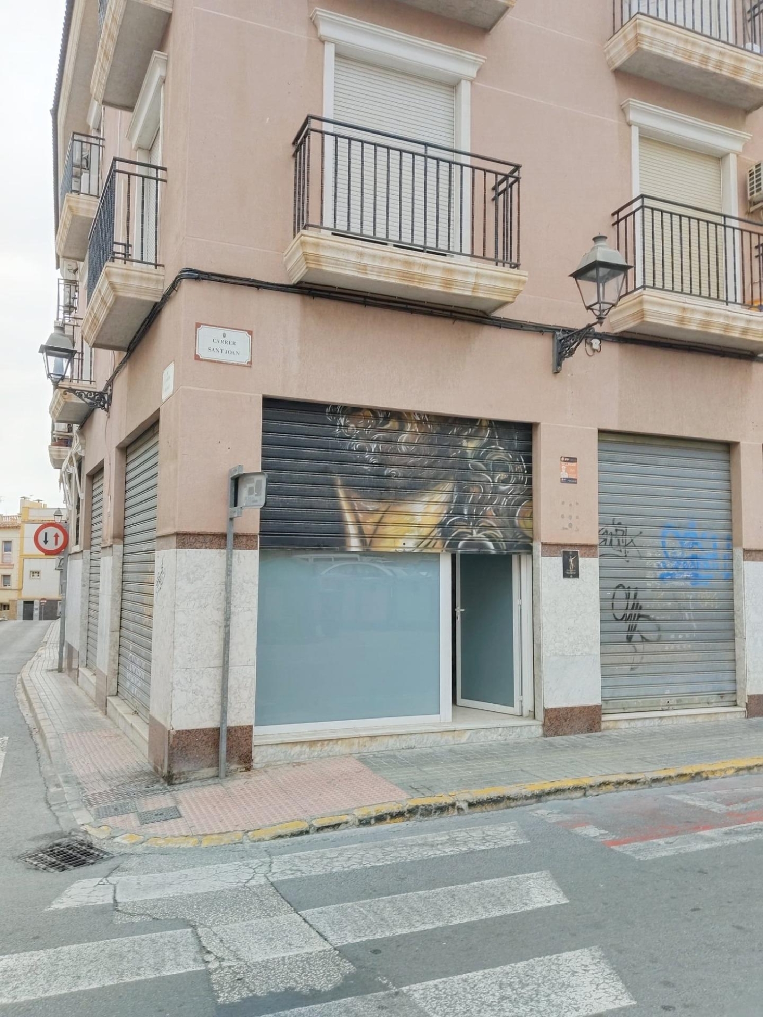 till salu lokal Hospital General Baix Vinalopó 3
