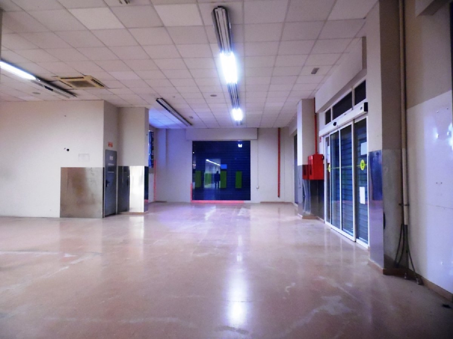 till salu lokal Hospital General Baix Vinalopó 3