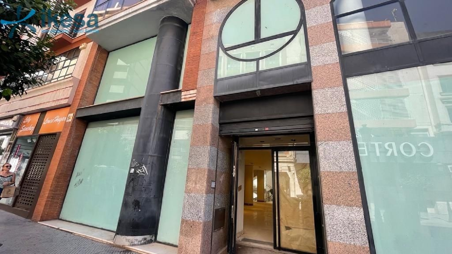 till salu lokal Pescadería Metropolitana De Huelva 2