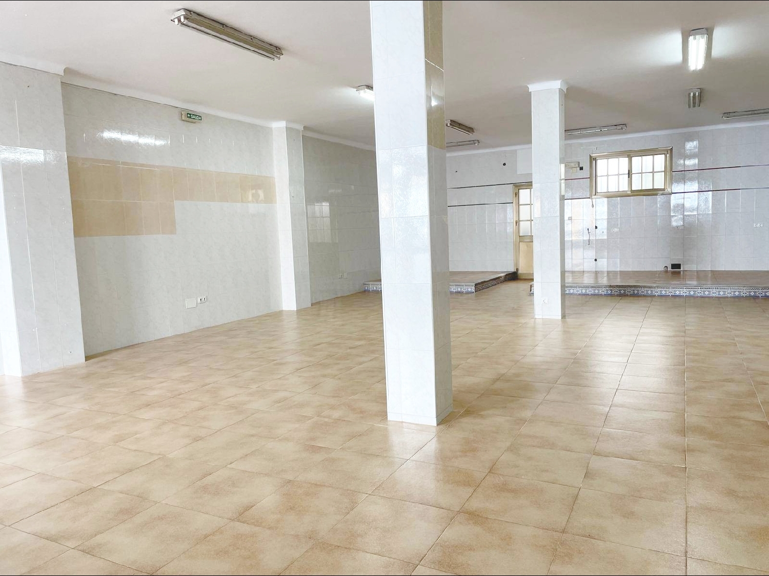  till salu lokal Humilladero Antequera 1