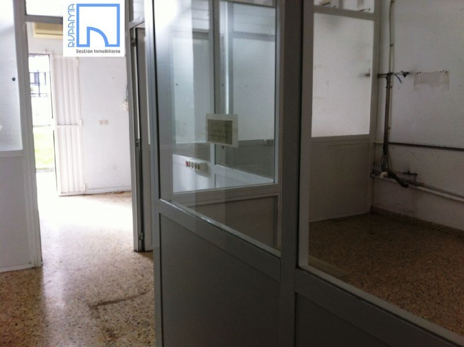  till salu lokal Iturrama Pamplona 2