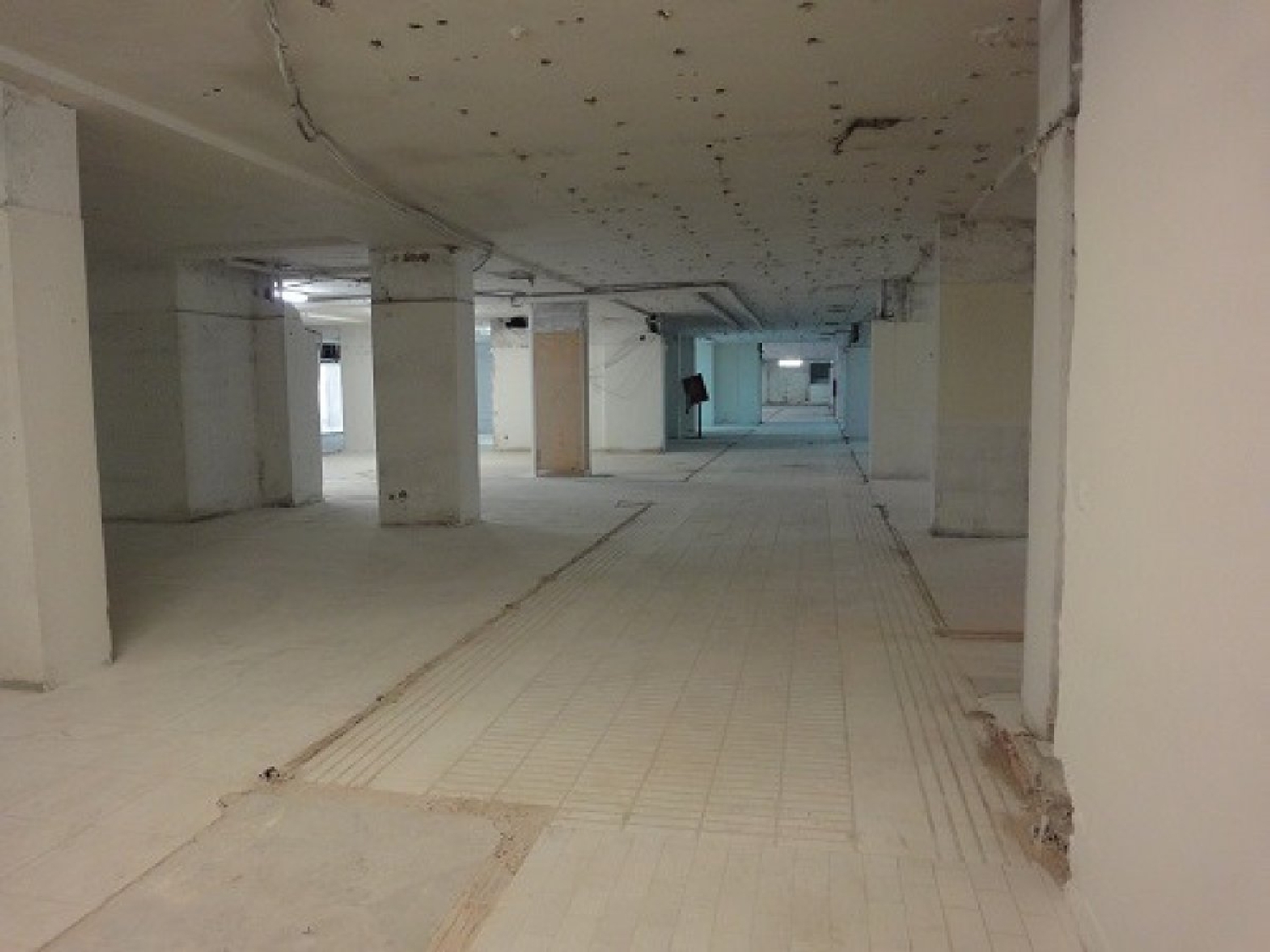  till salu lokal Iturrama Pamplona 4