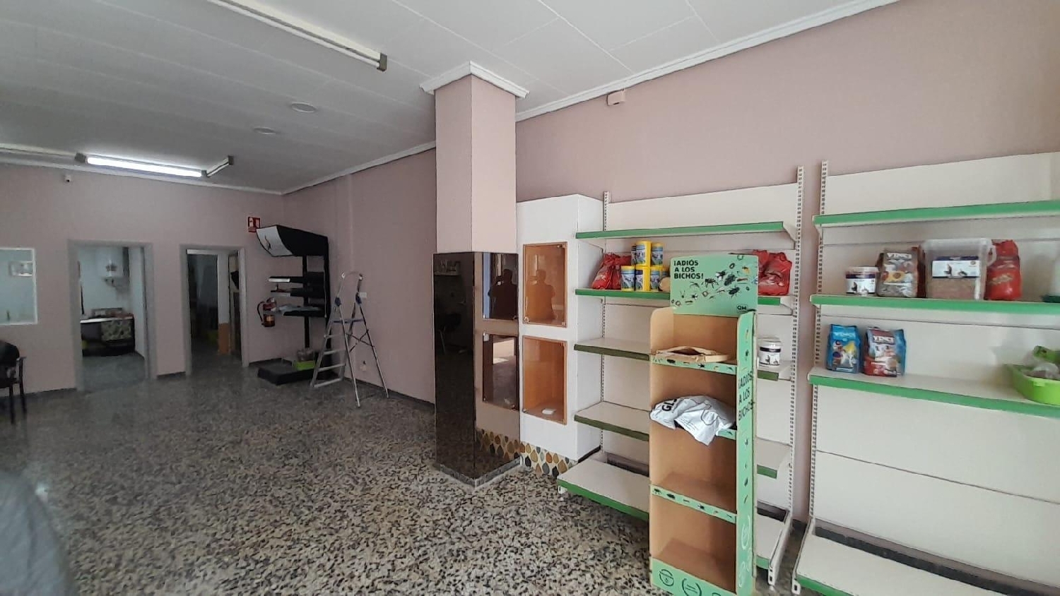 till salu lokal Jesus Cami Real Valencia 2