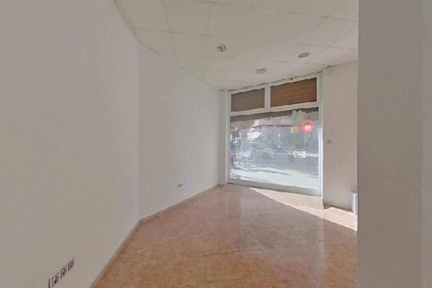  till salu lokal Jesus La Creu Coberta Valencia 8