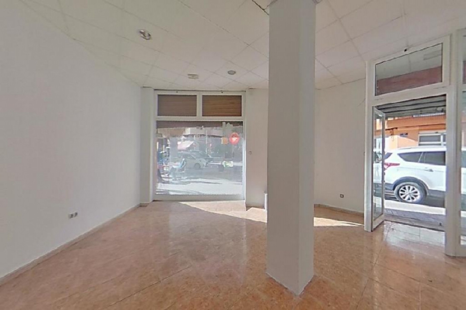  till salu lokal Jesus La Creu Coberta Valencia 7