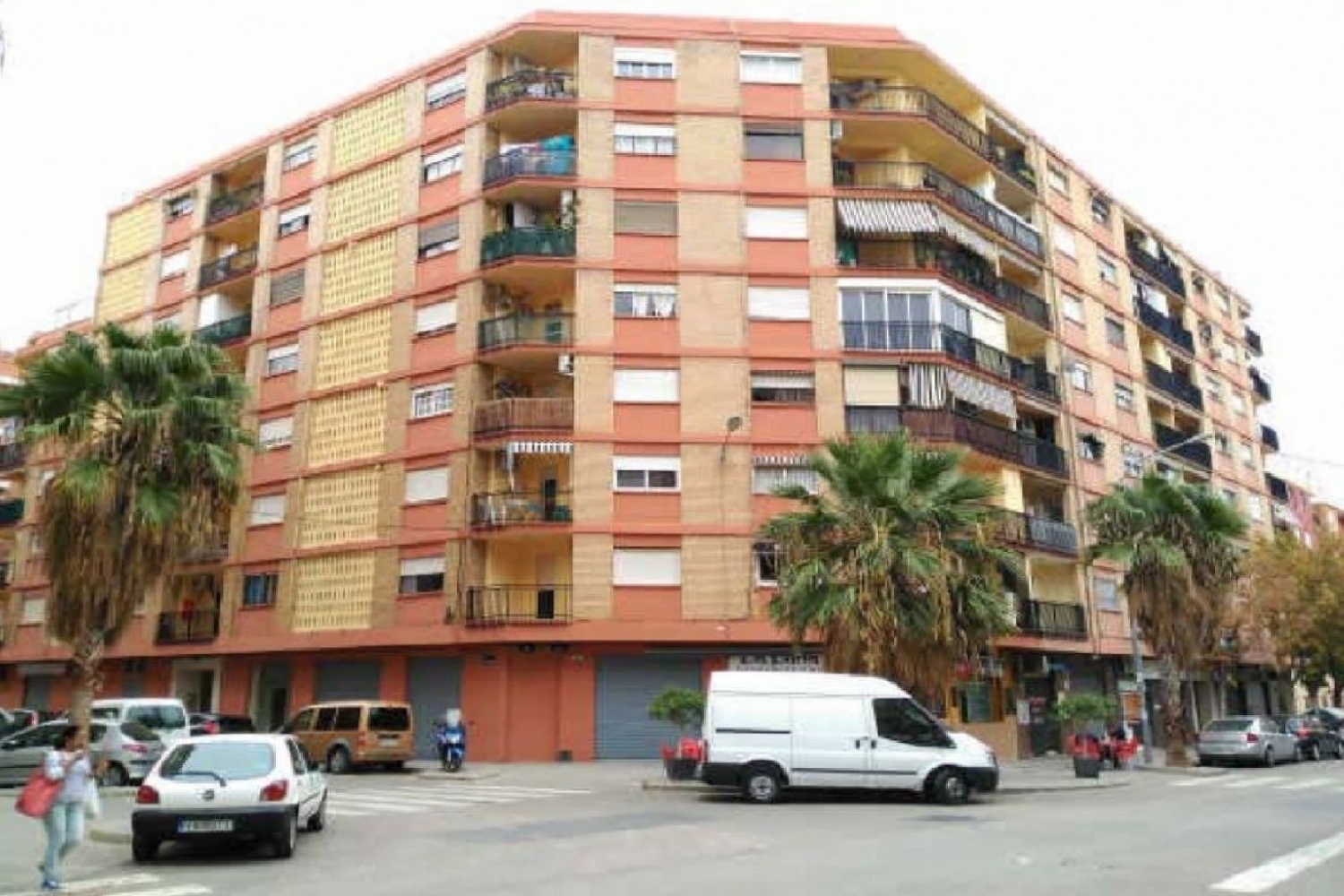  till salu lokal Jesus La Creu Coberta Valencia 1