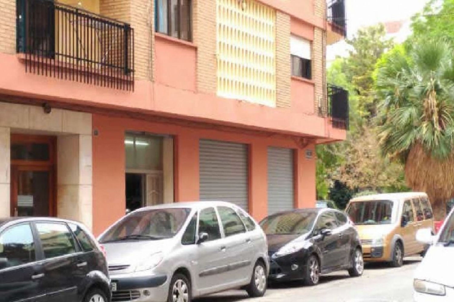 till salu lokal Jesus La Creu Coberta Valencia 2