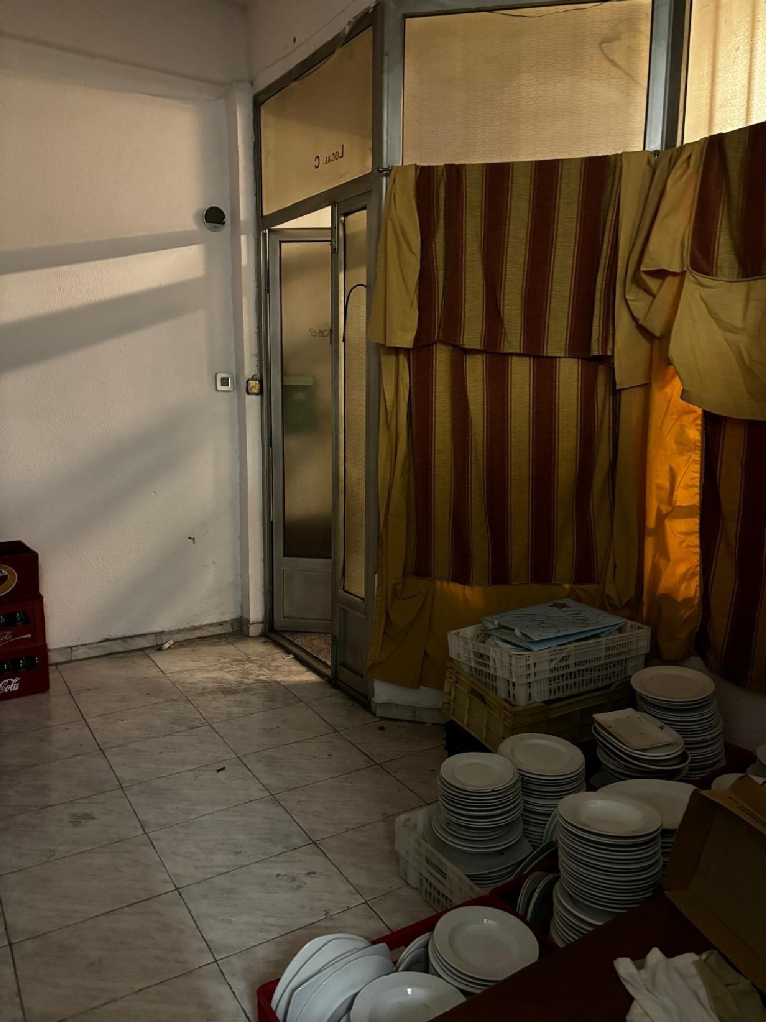 till salu lokal La Almozara D.C. Zaragoza 2