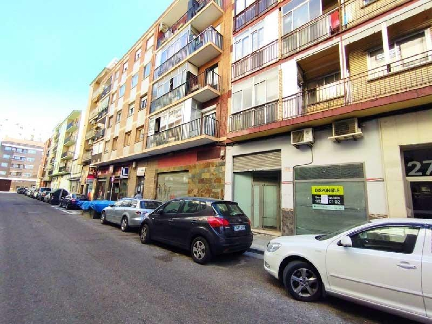 till salu lokal La Almozara D.C. Zaragoza 2