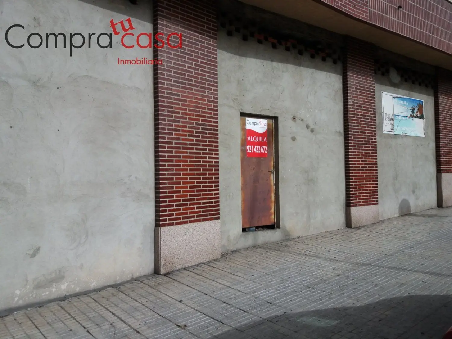à vendre local commercial La Atalaya Segovia Sur 2