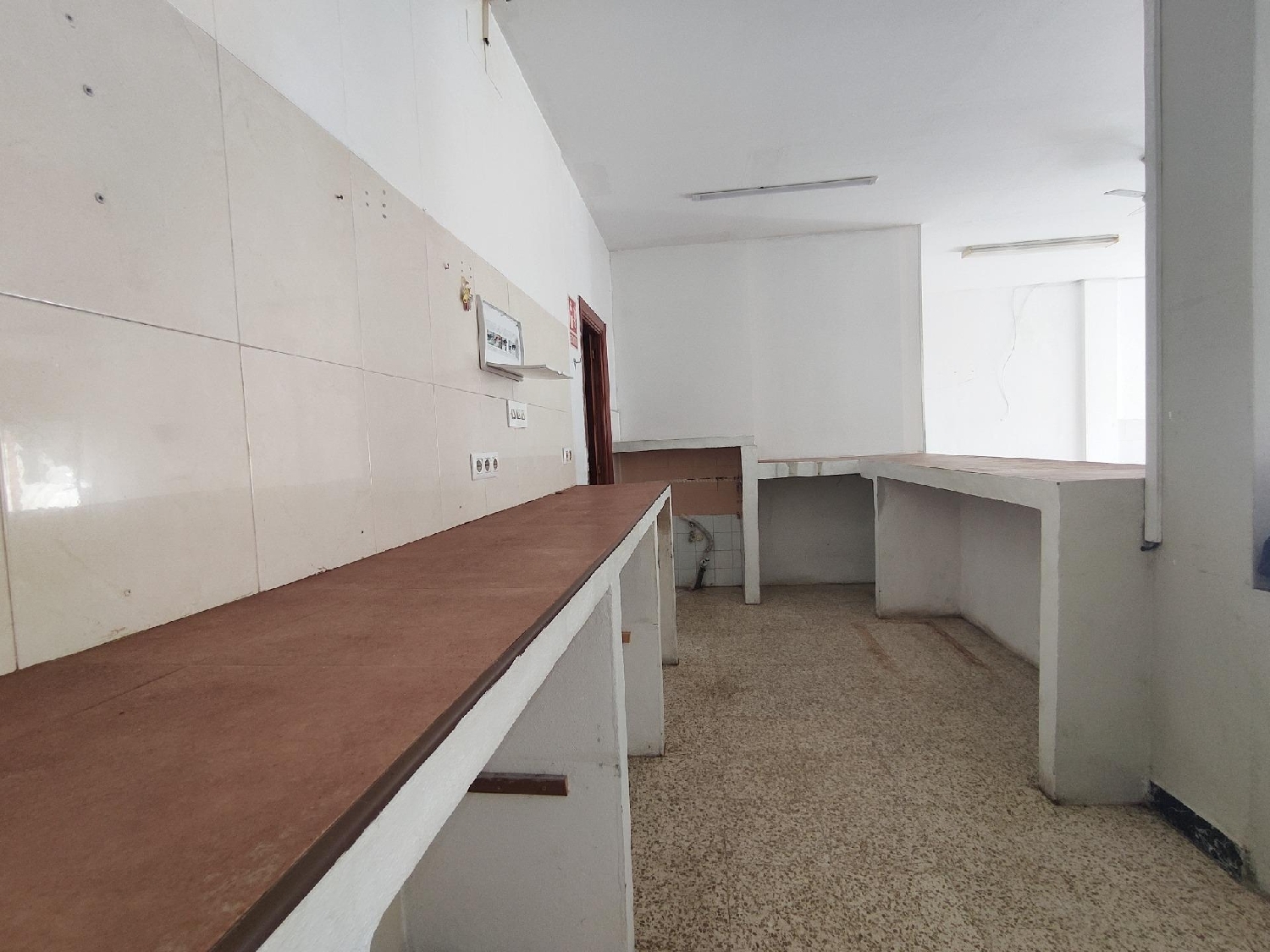  till salu lokal La Atunara Campo De Gibraltar 6