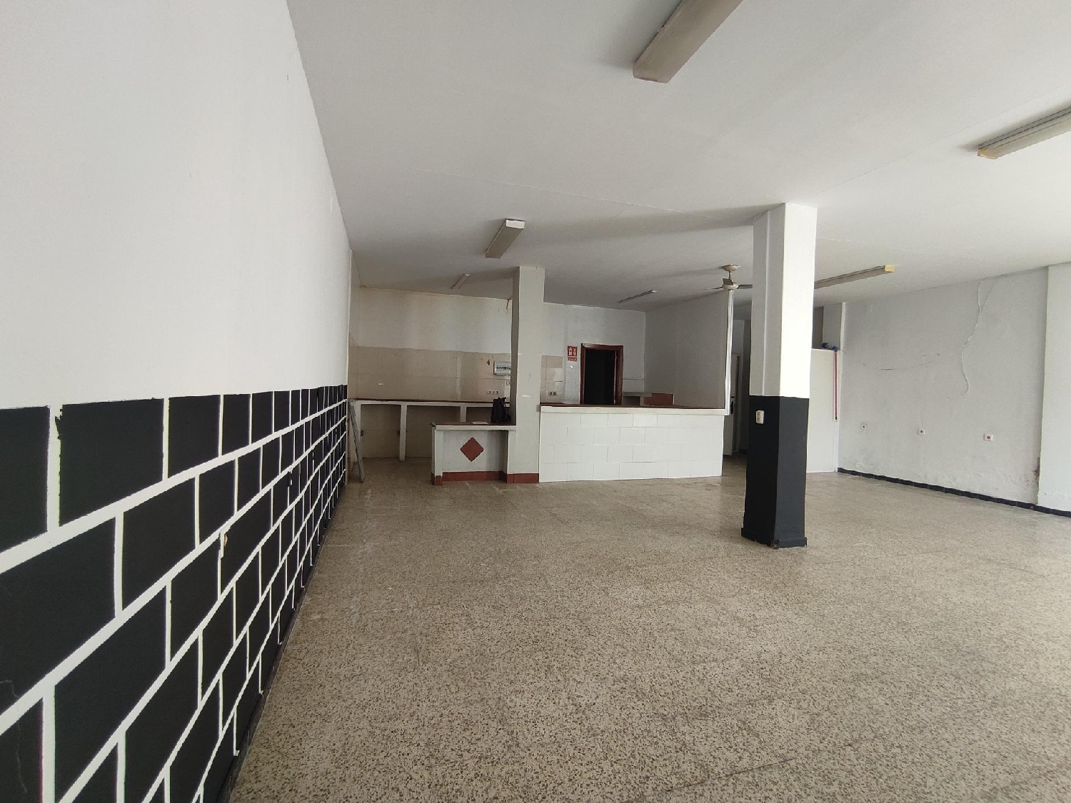  till salu lokal La Atunara Campo De Gibraltar 4