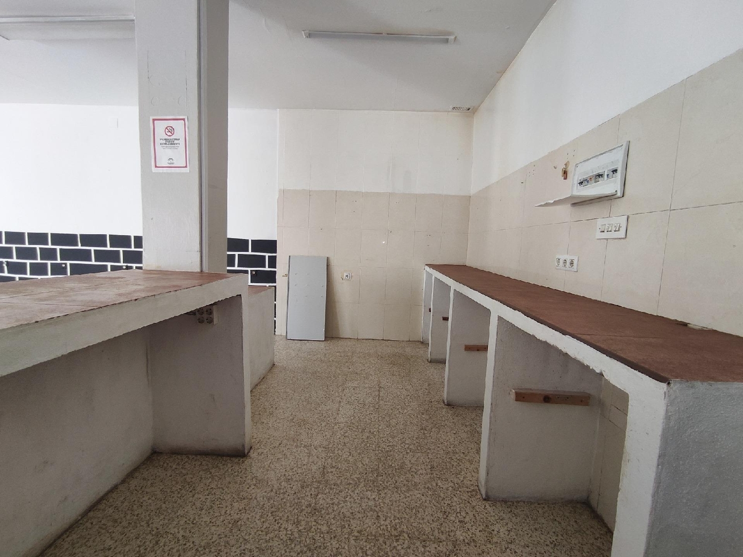  till salu lokal La Atunara Campo De Gibraltar 7