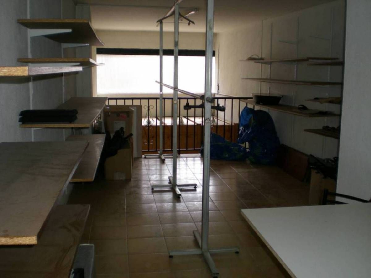  till salu lokal La Botjosa Bages 5