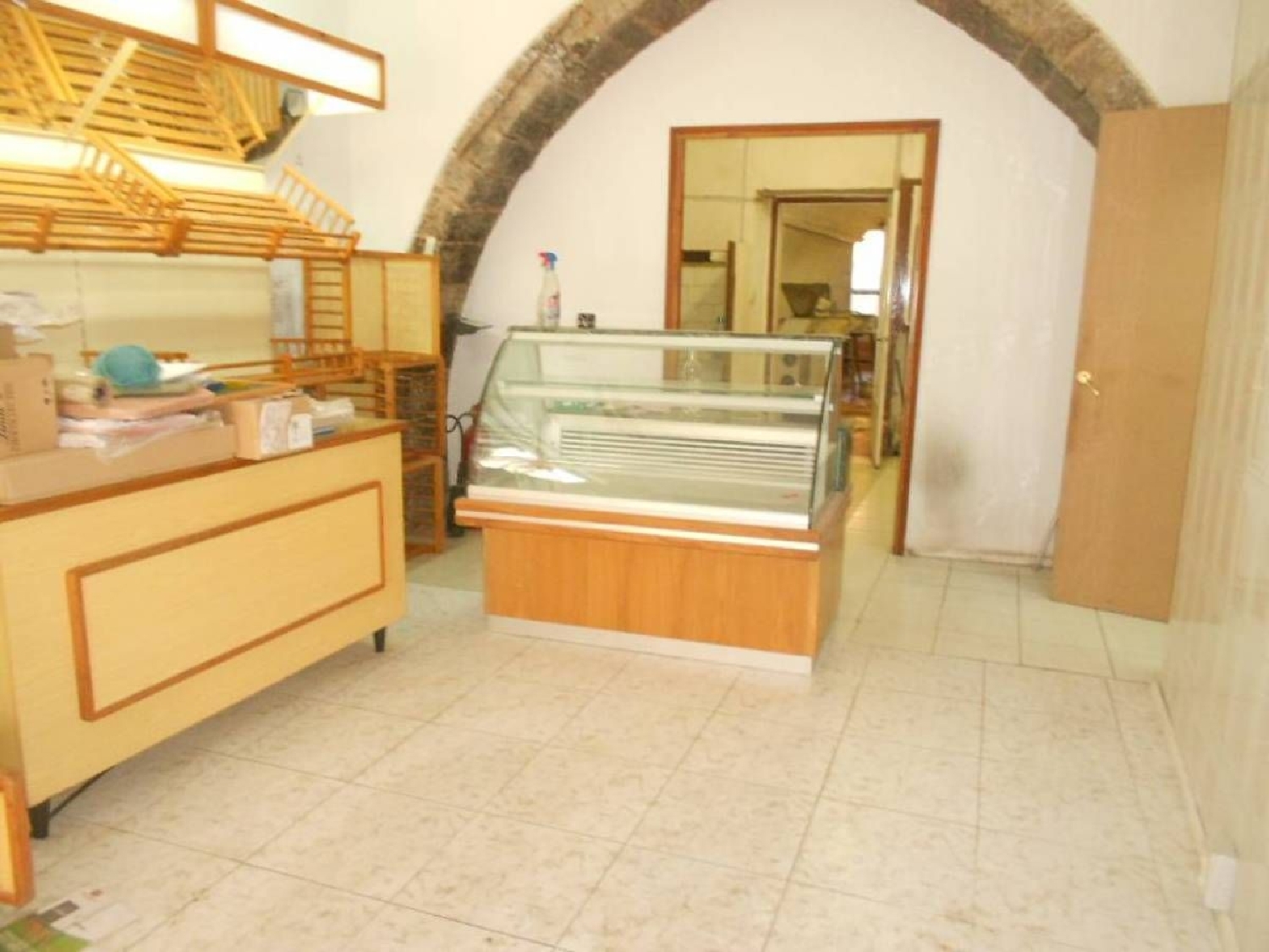  till salu lokal La Botjosa Bages 7