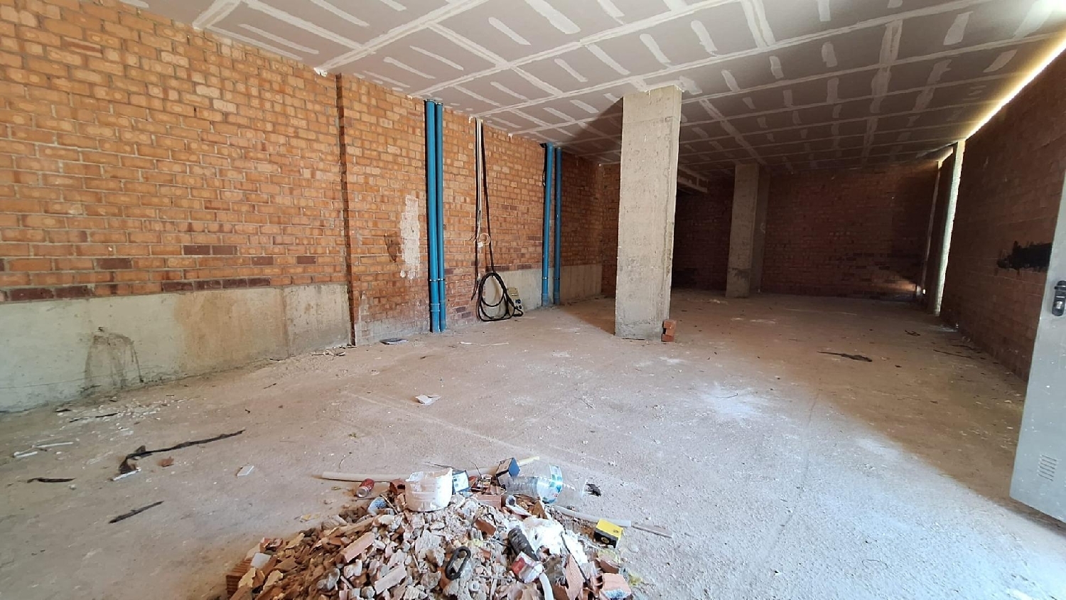  till salu lokal El Salado Córdoba 7