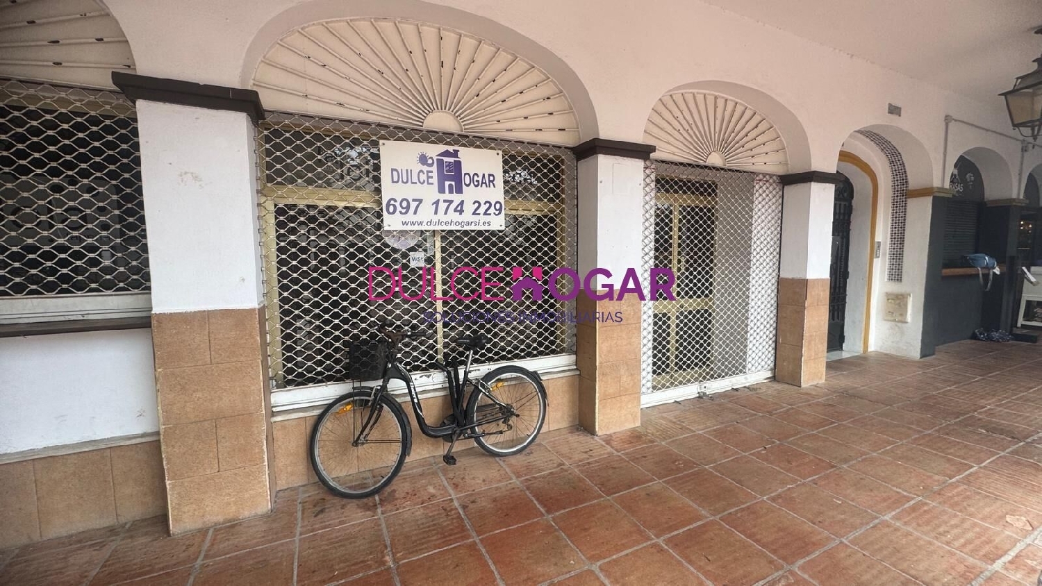 till salu lokal La Cala Del Moral Axarquía 3