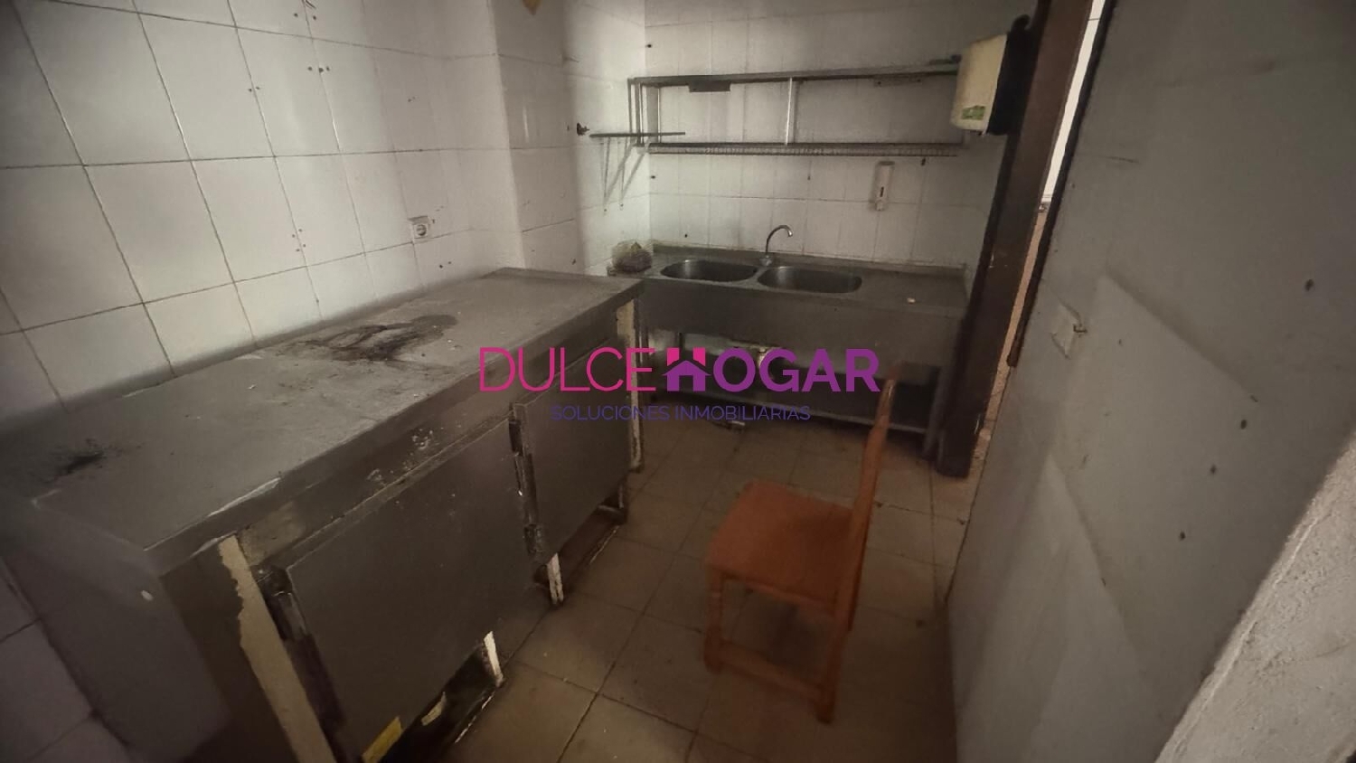  till salu lokal La Cala Del Moral Axarquía 8