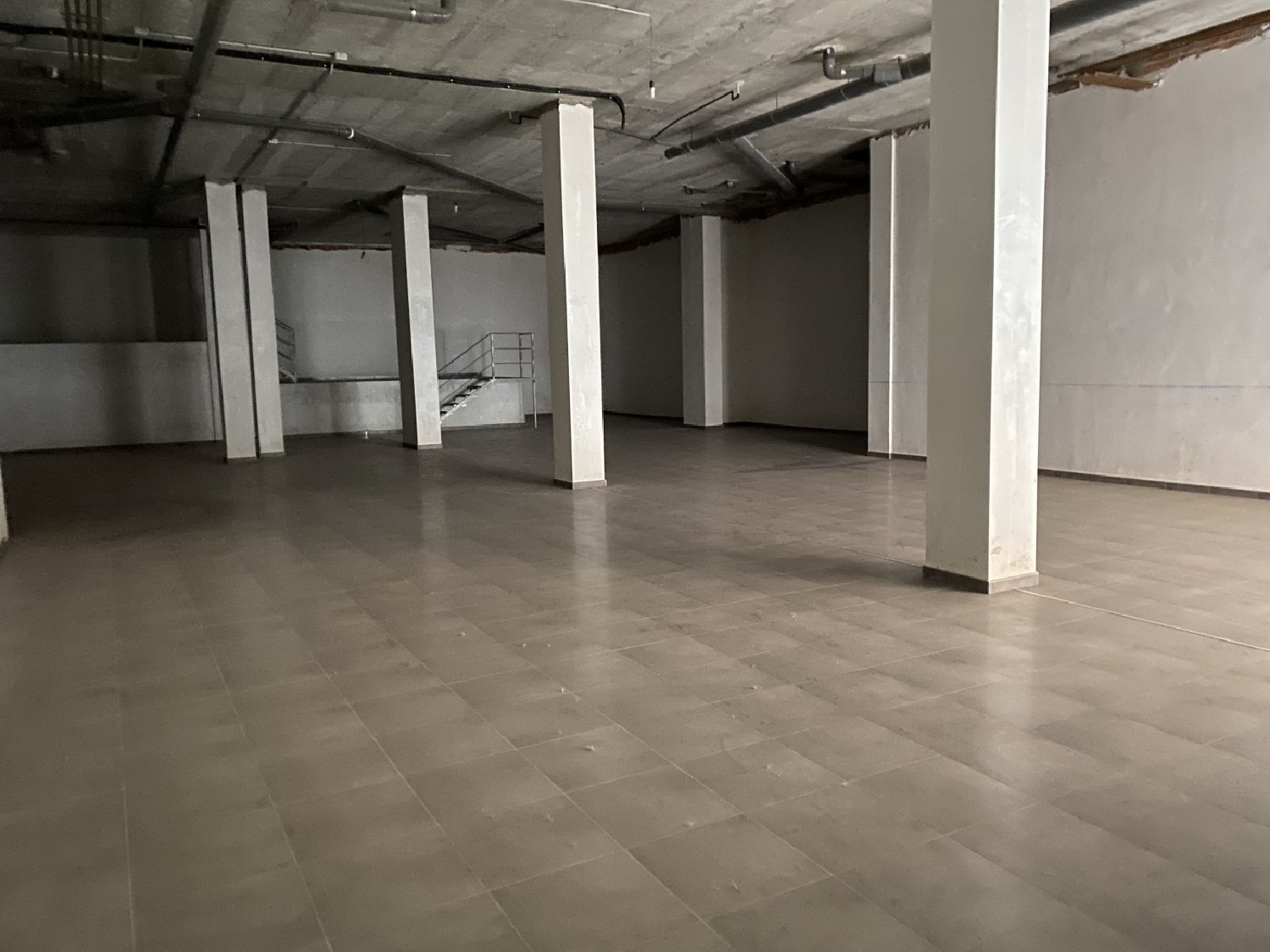 till salu lokal Serra-Mar Horta Sud 2