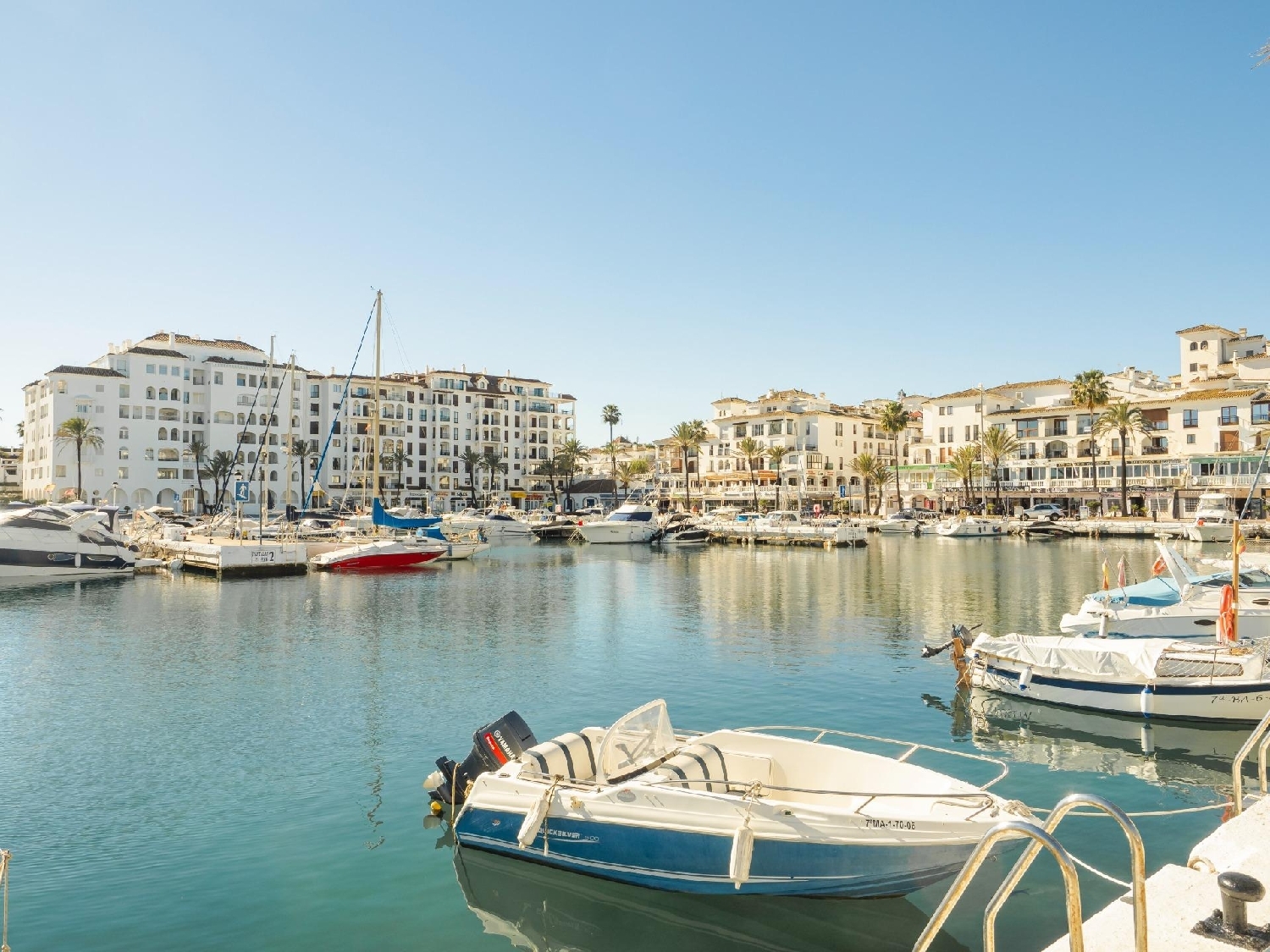  till salu lokal La Duquesa Costa Del Sol Occidental 1