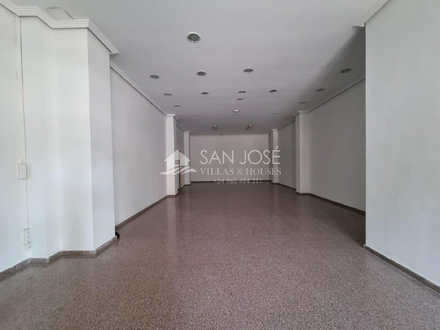  till salu lokal La Estacion Vinalopó Mitjà 4