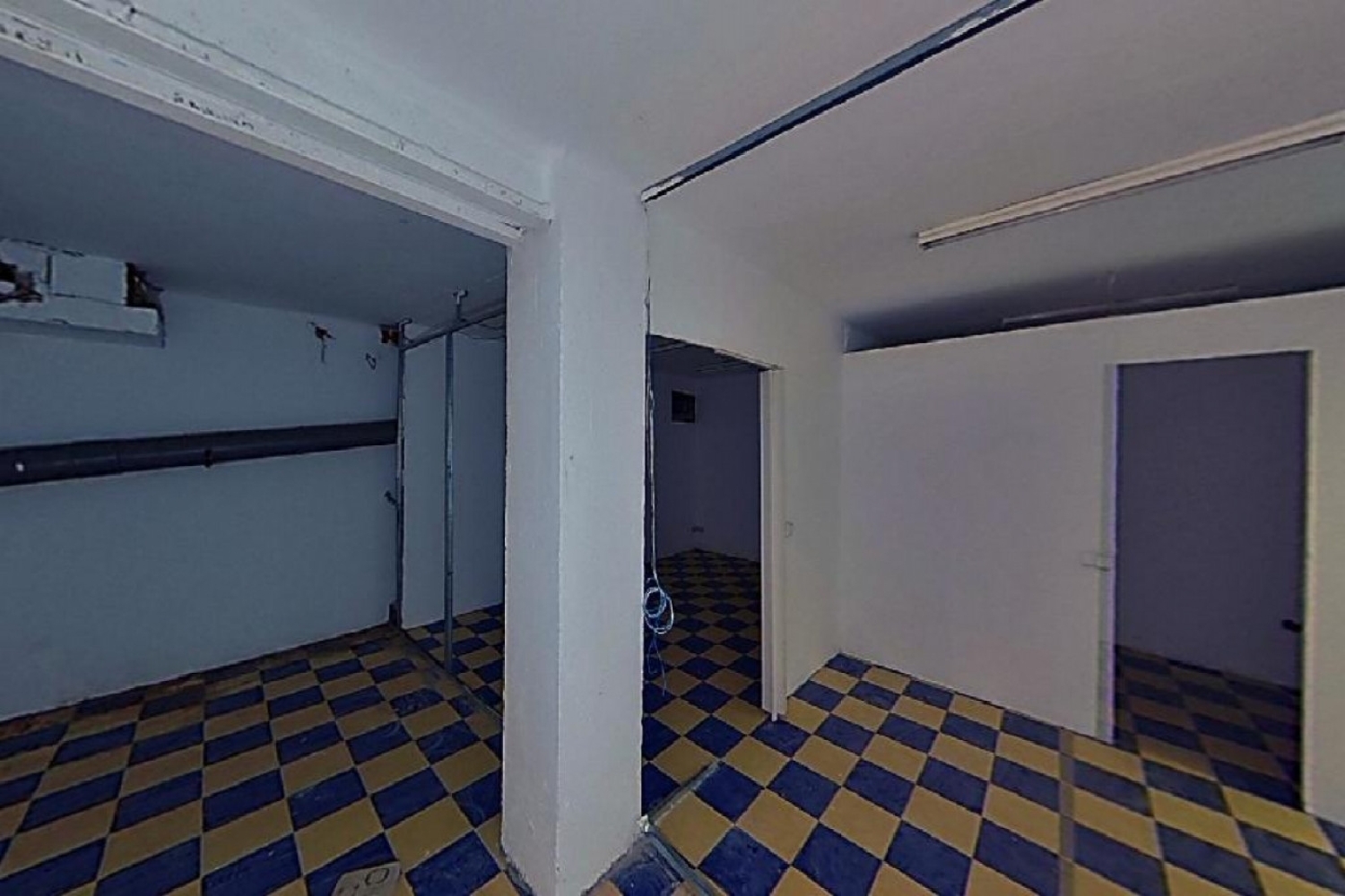 till salu lokal La Florida-Les Planes Barcelonès 3