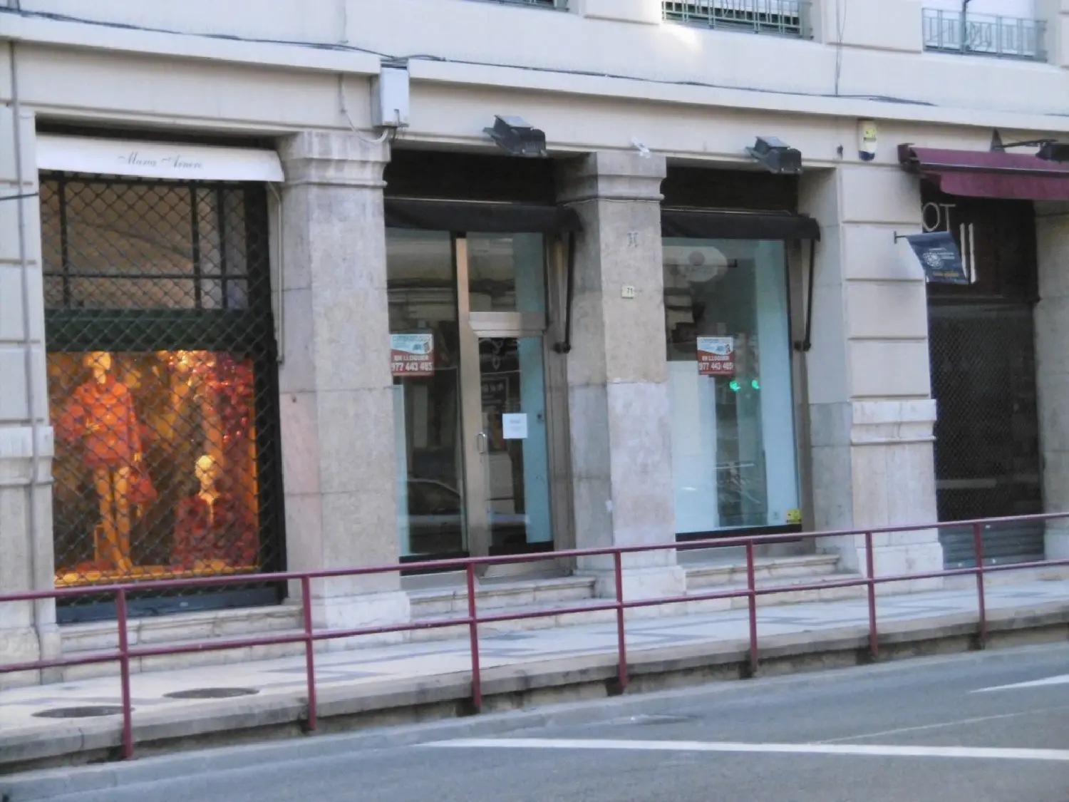 en venta local El Raval Del Pom Baix Ebre 2