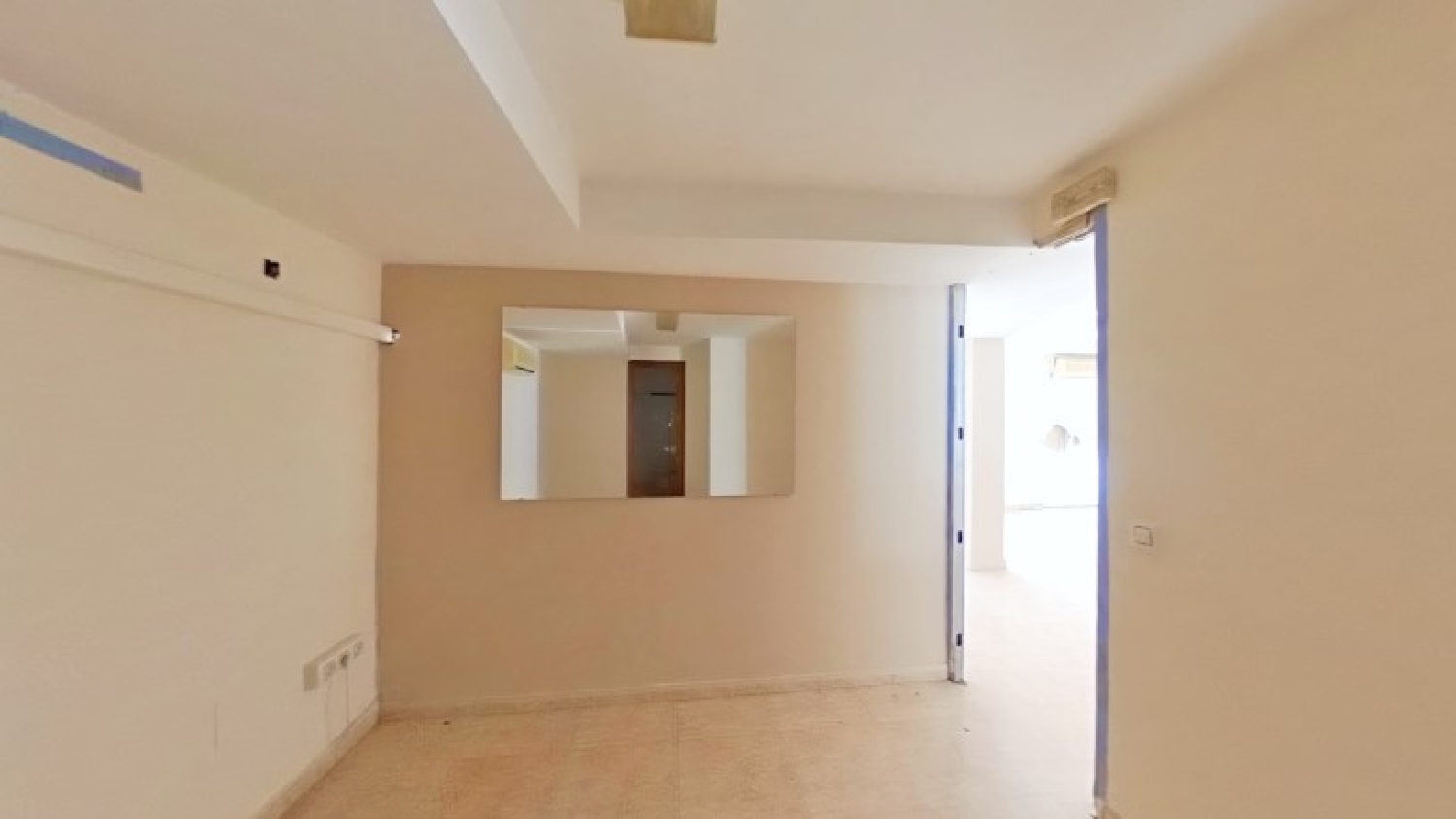  till salu lokal La Atunara Campo De Gibraltar 8