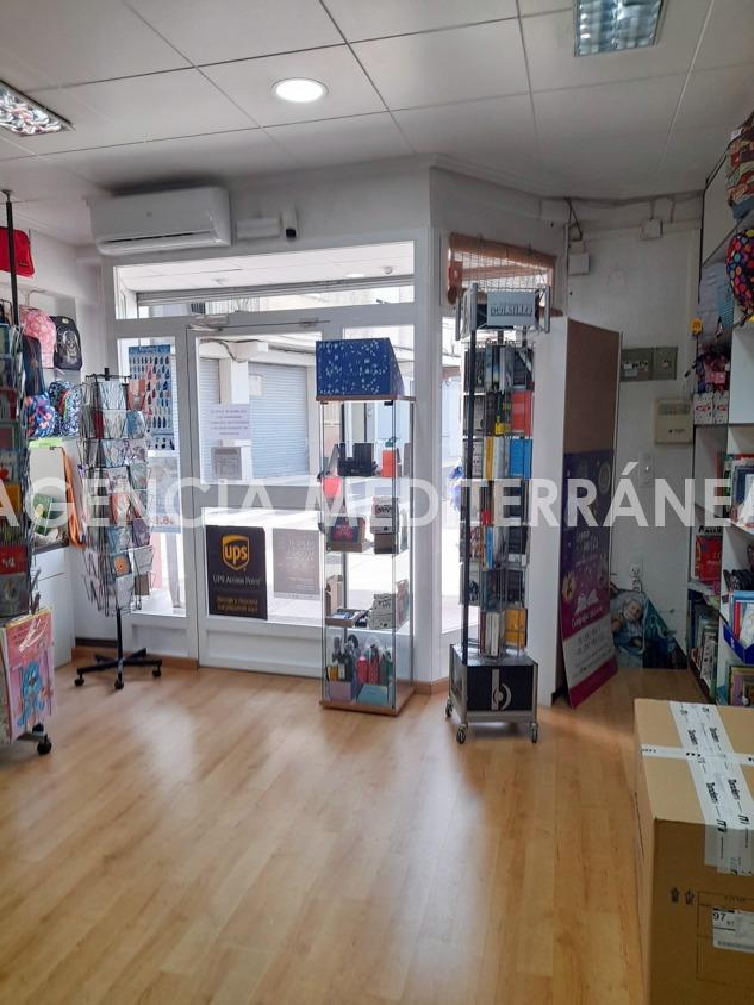  till salu lokal La Malla Horta Oest 5