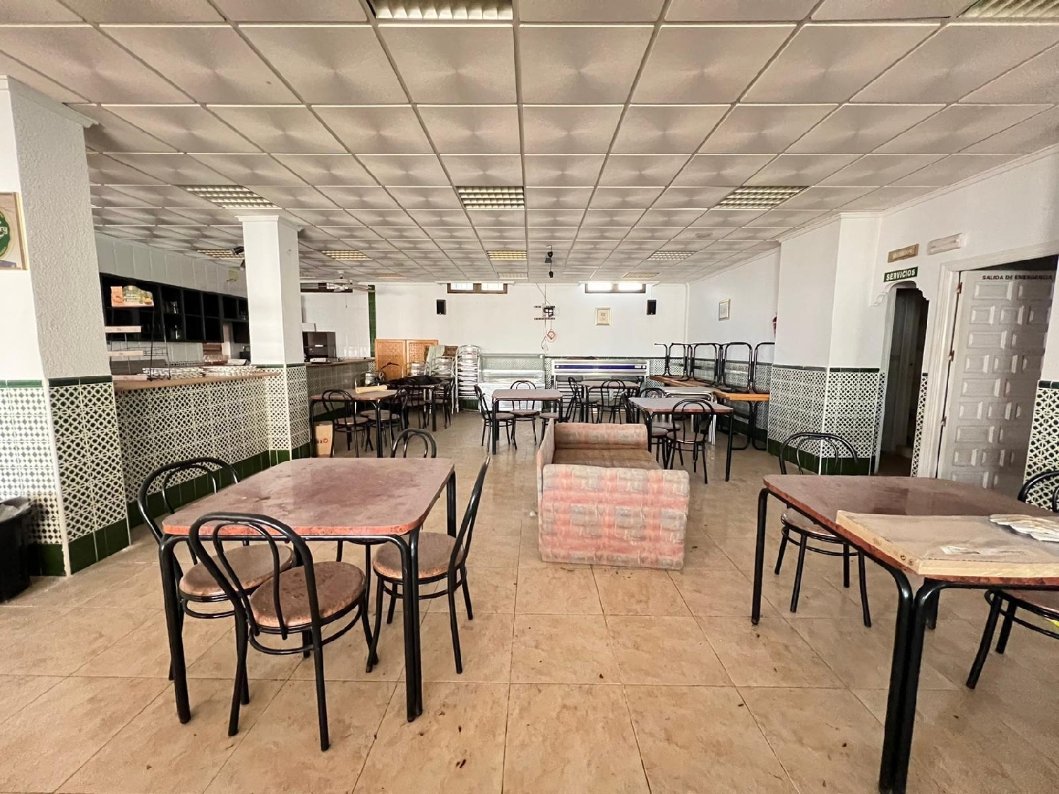  till salu lokal La Mata Baix Segura 6
