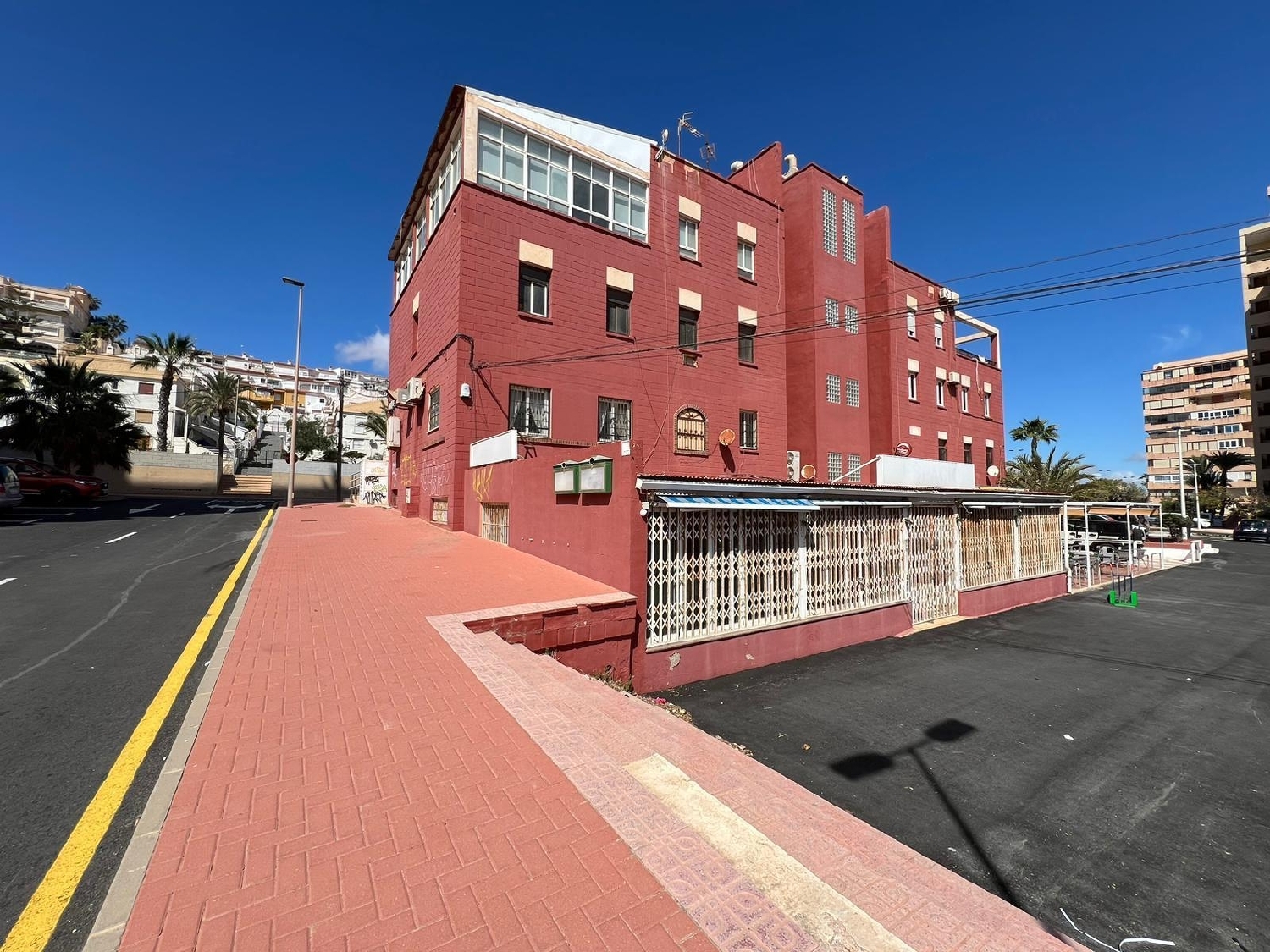  till salu lokal La Mata Baix Segura 1