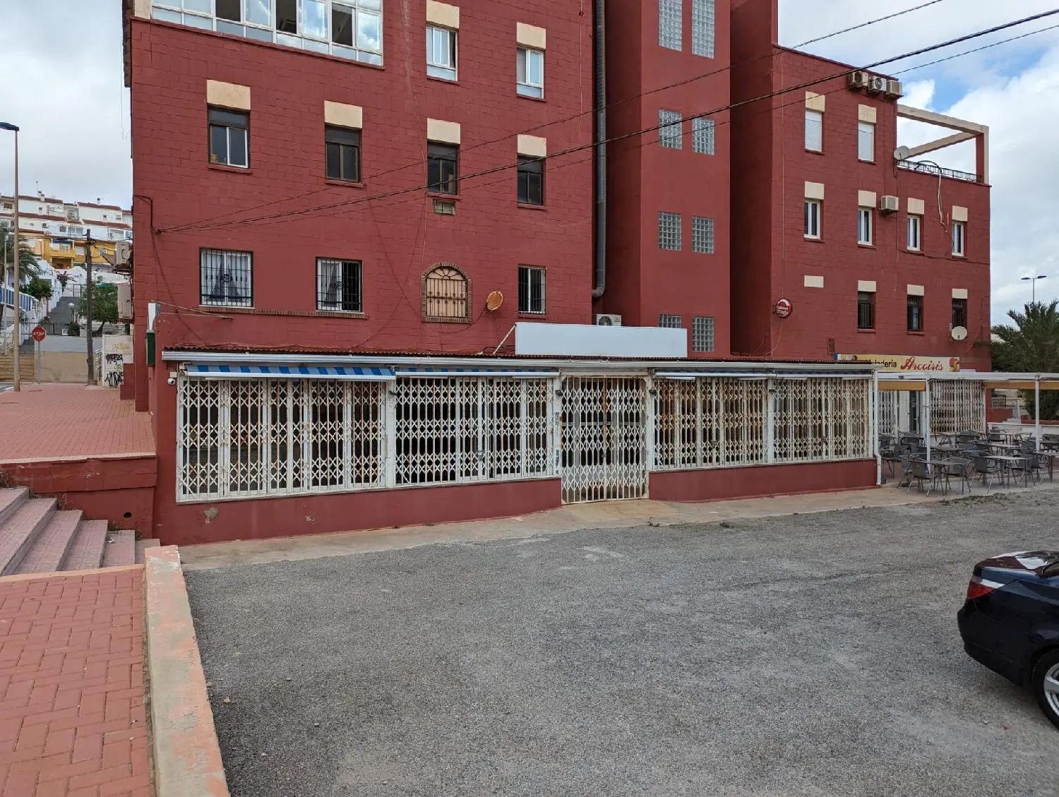  till salu lokal La Mata Baix Segura 1
