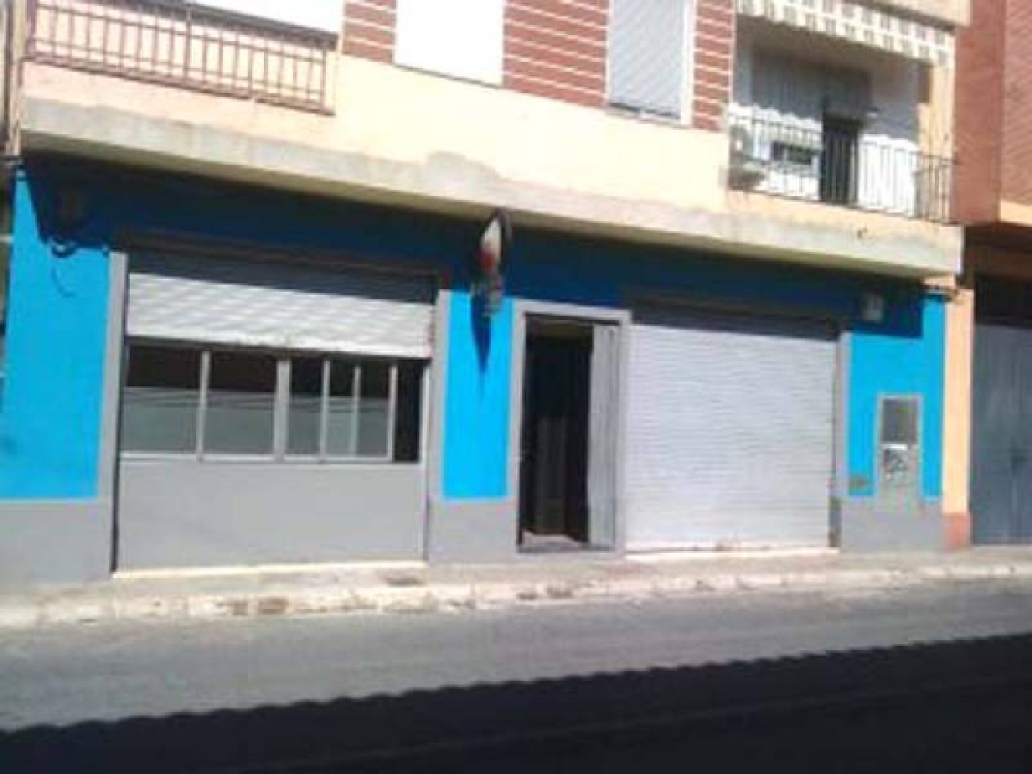  till salu lokal La Pobla Llarga Ribera Alta 1