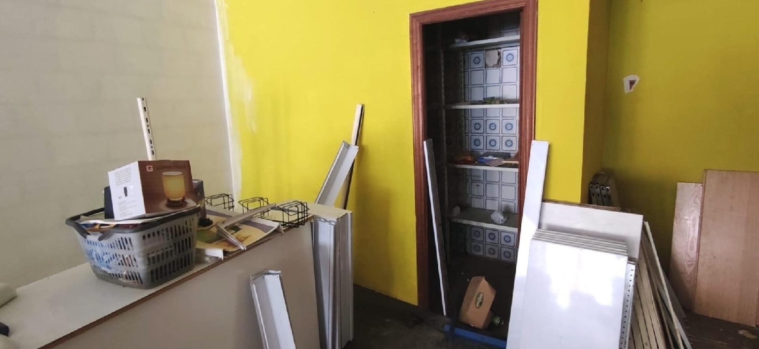  till salu lokal La Porcha Alacantí 4