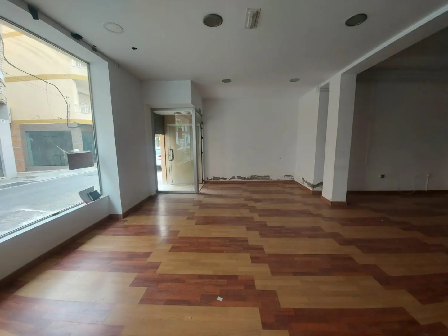  till salu lokal El Ejido Poniente Almeriense 1