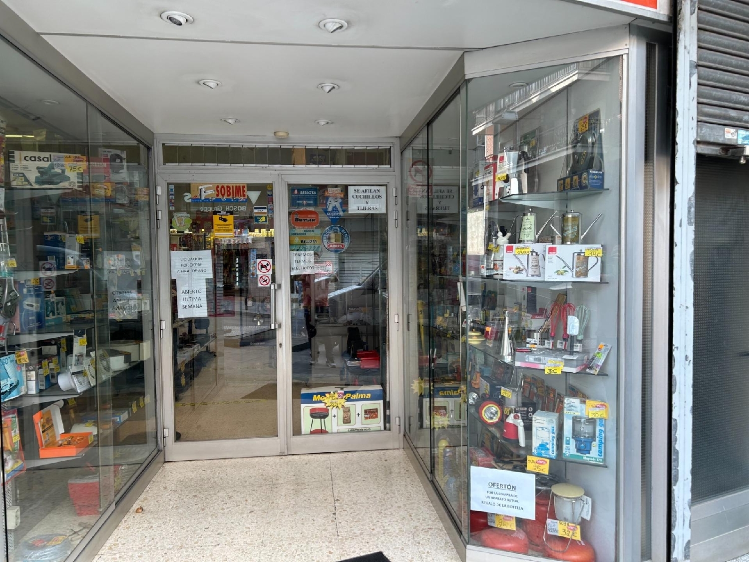 till salu lokal La Salut Barcelonès 3