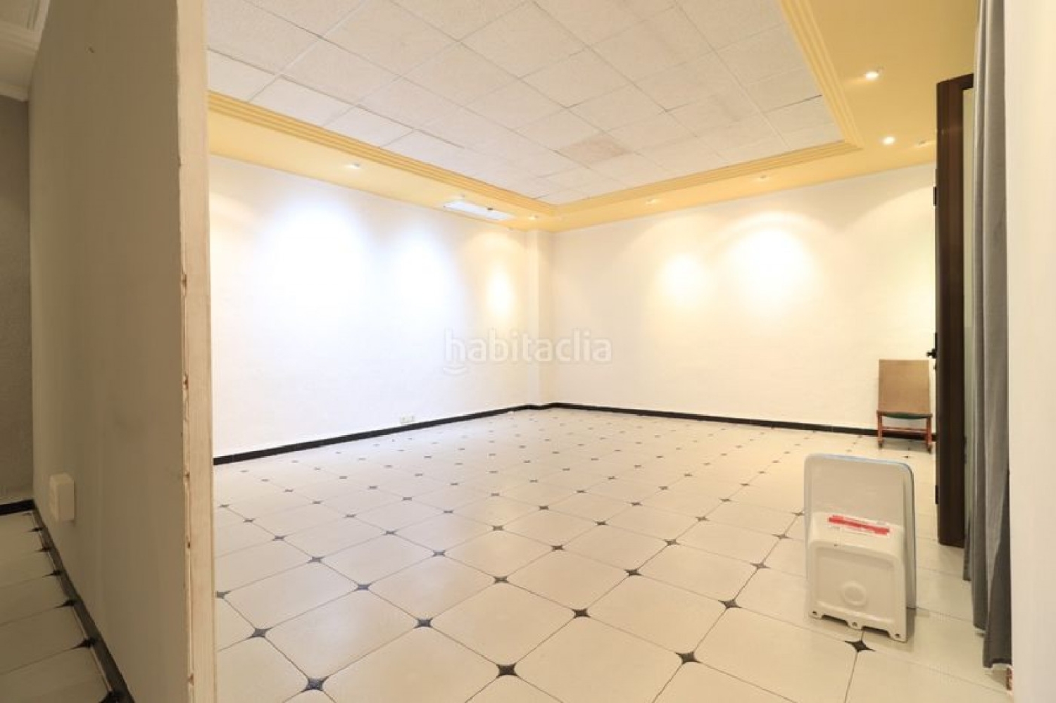 till salu lokal L'alcudia Ribera Alta 2