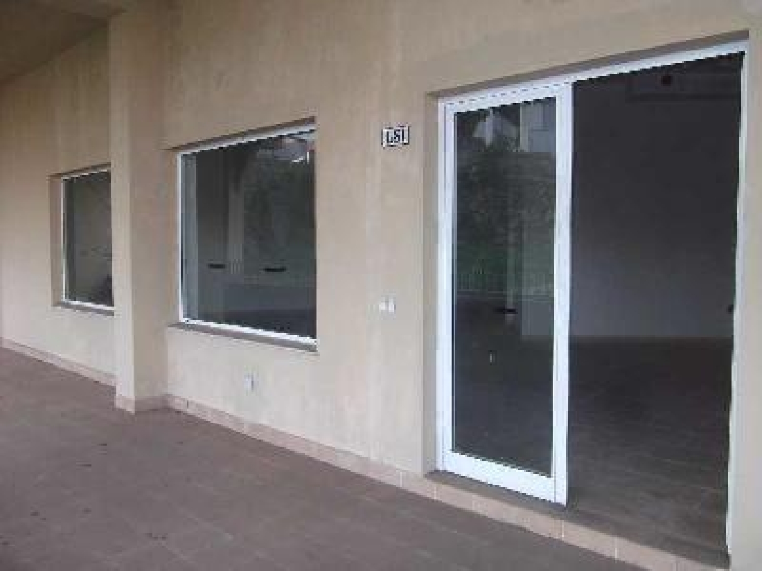 till salu lokal Las Eritas Zona Sureste 2