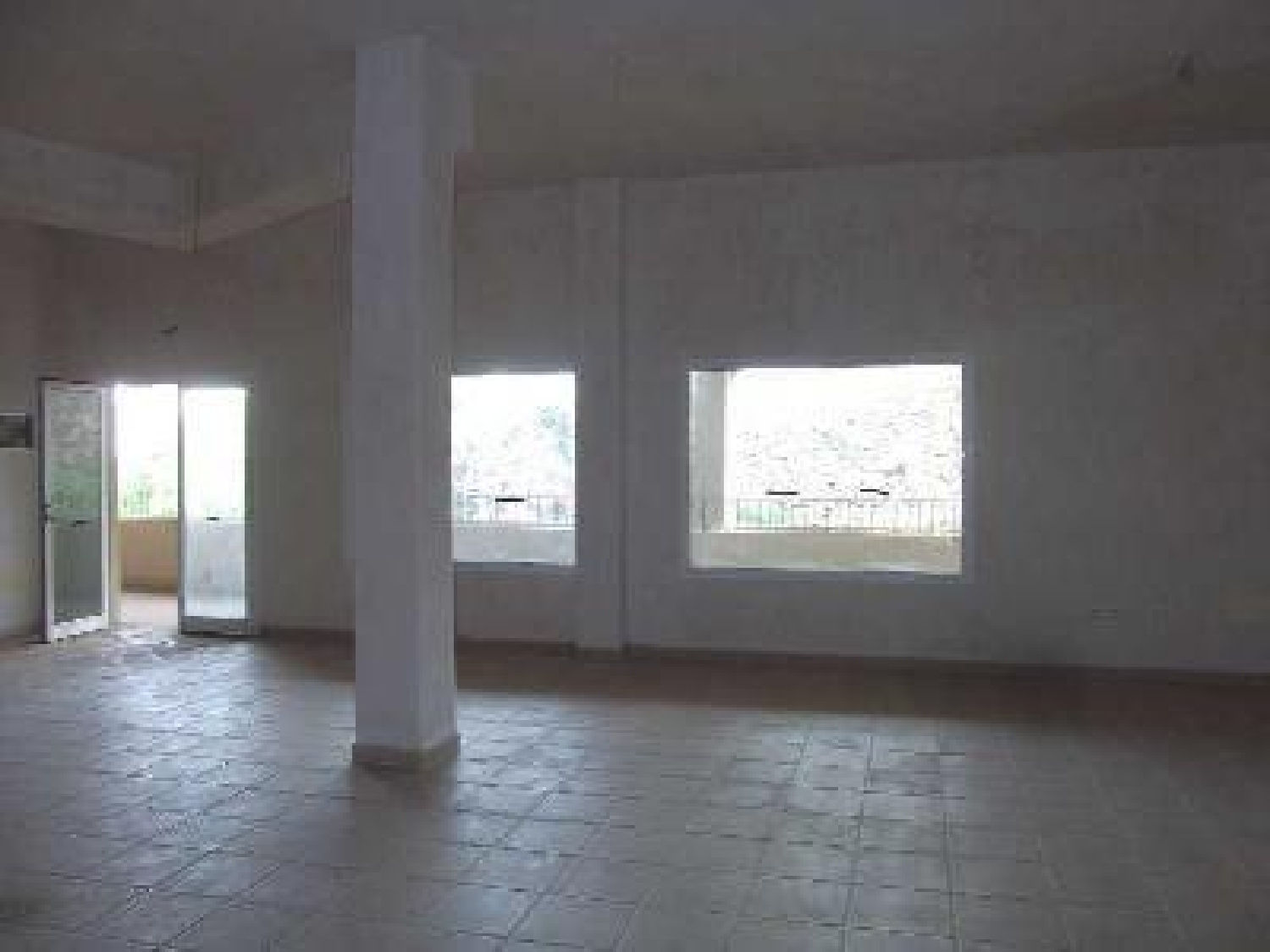  till salu lokal Las Eritas Zona Sureste 5